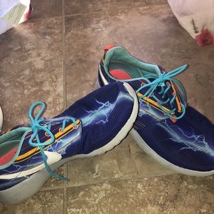 Blue Lightning bolt Nike roshe runs